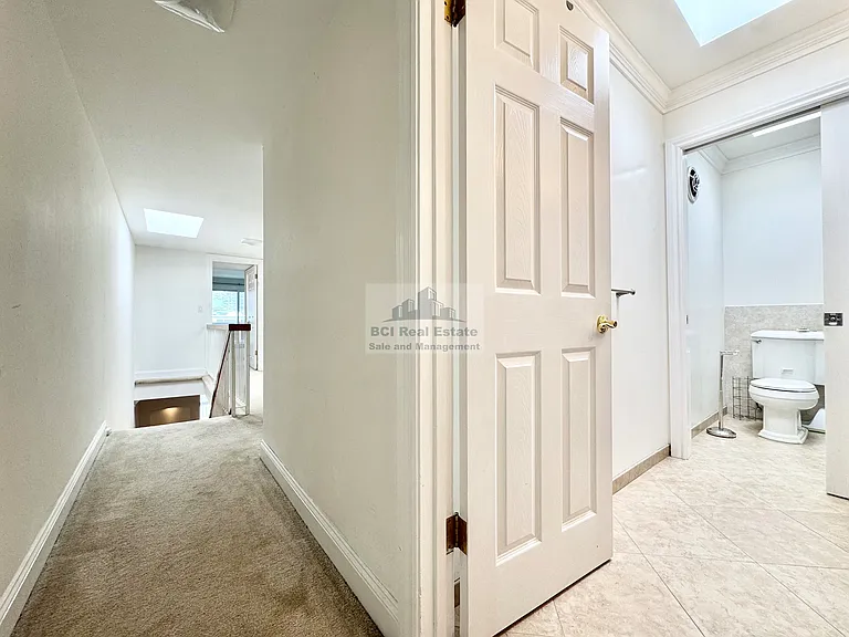 6 Topaz Way — Photo 23