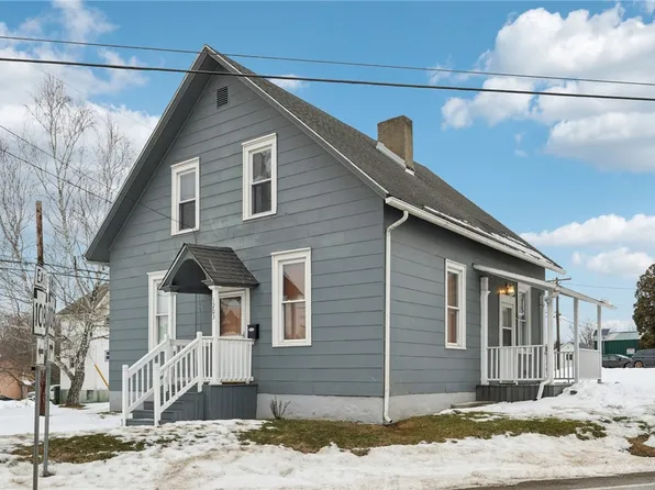 1203 Eastbrook St, New Castle, PA 16101