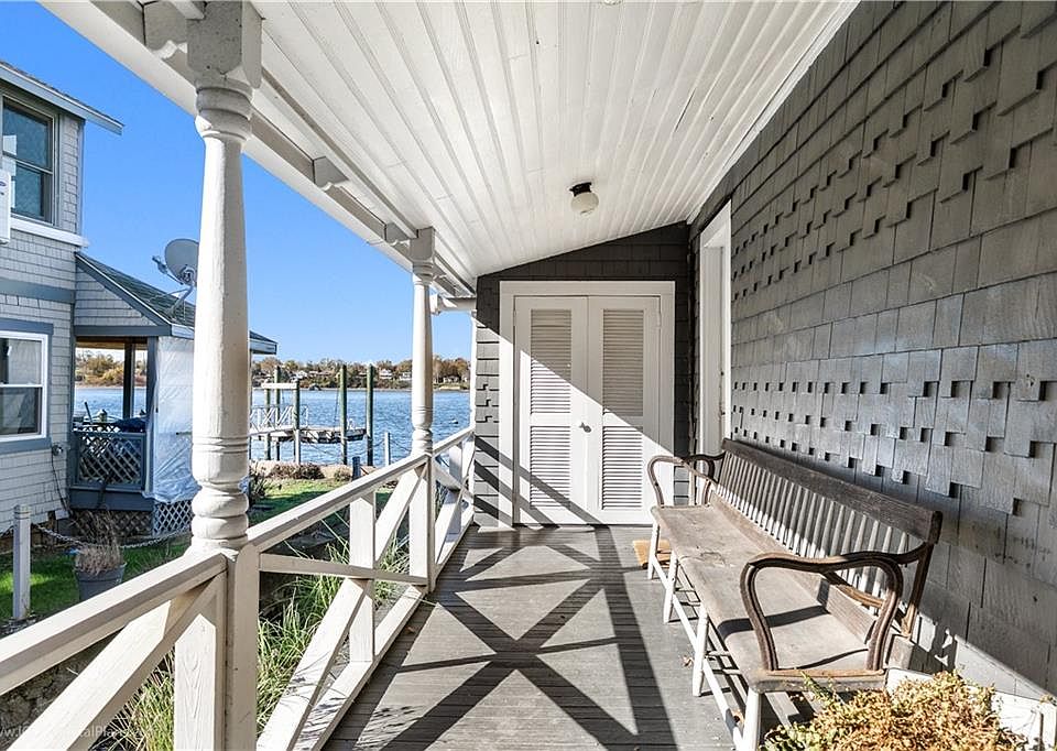 281 Riverside Dr Tiverton RI Zillow