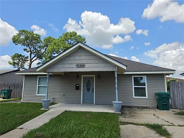 528 Grovewood Dr