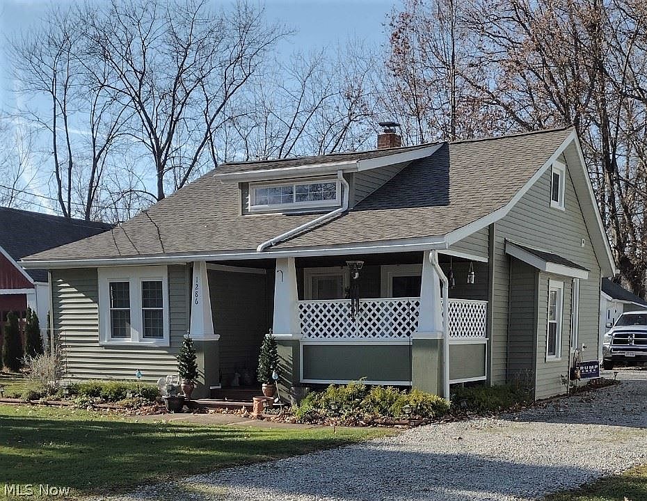 1st image of 1286 E 354th St