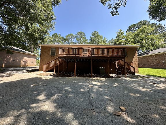 2nd image of 1925 Karen Cir #B