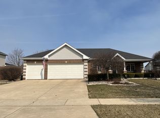 1119 Yamma Rdg, New Lenox, IL 60451