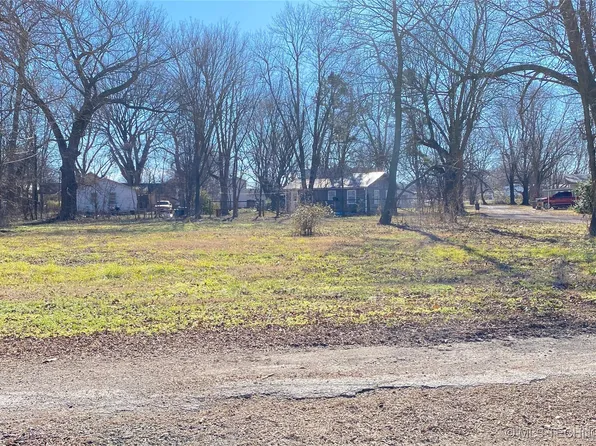 323 Shady Ln, Westville, OK 74965