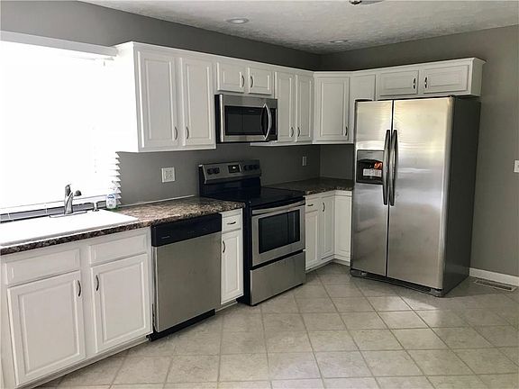 3rd image of 1317 Northcrest Dr