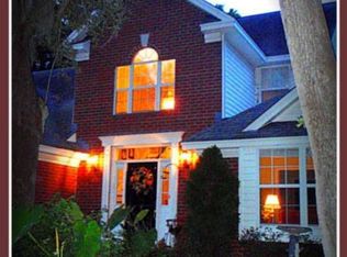 4 Settlement Ct, Savannah, GA 31410