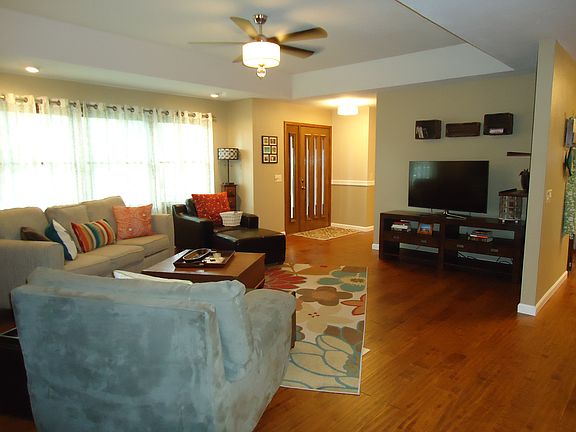 5th image of 7 Metfield Dr