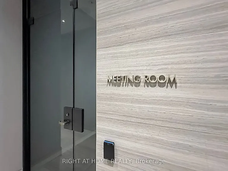 50 Charles St E #903 — Photo 10