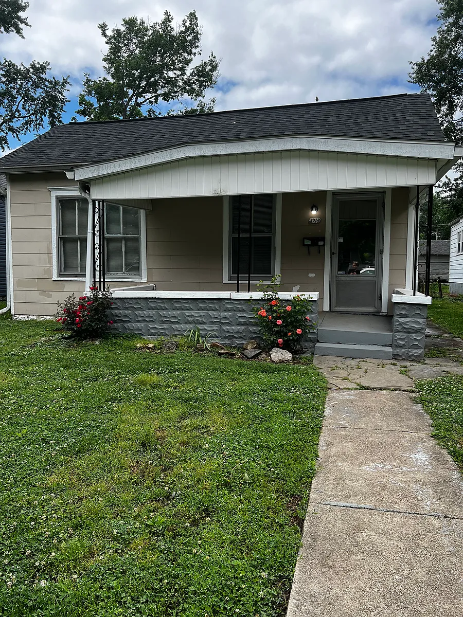 Building Photo - 3718 Kahlert Ave