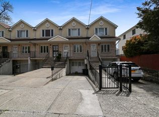 88 Park Hill Ave, Staten Island, NY 10304