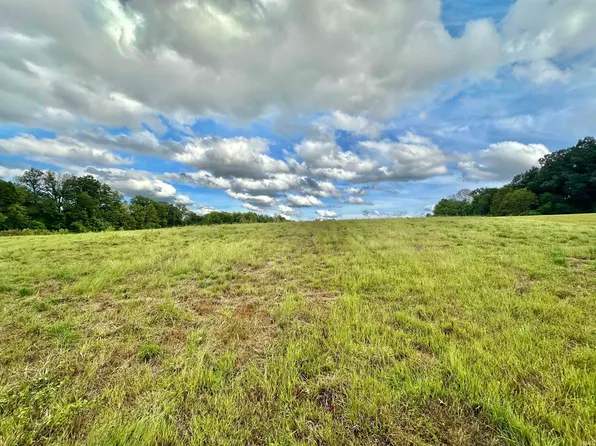 5822 Anderson Rd, Newburgh, IN 47630