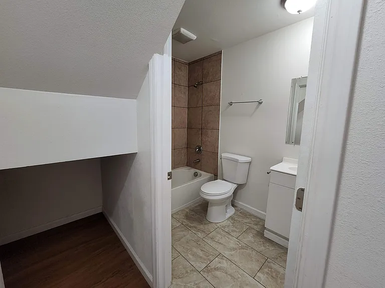 149 Brookridge Dr — Photo 5