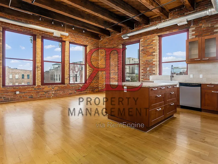 150 E Main St #504 — Photo 6
