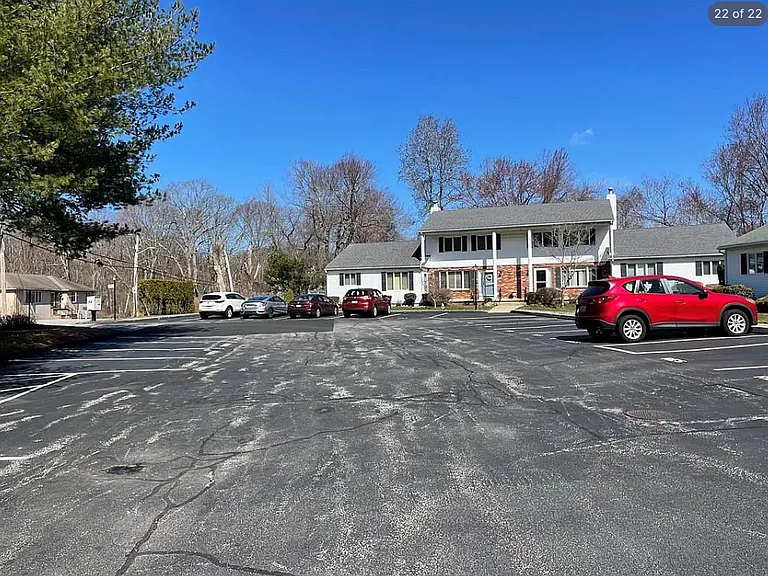 400 Commonwealth Ave #9 — Photo 16