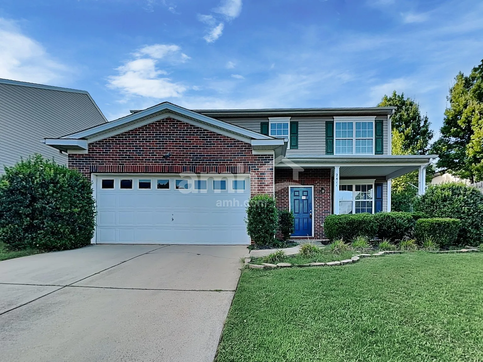 3 bed, 3.0 bath, 2056 sqft, $2,440 — Photo 1