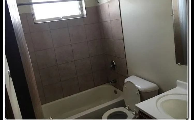 1407 S Kedvale Ave #2 photo 1