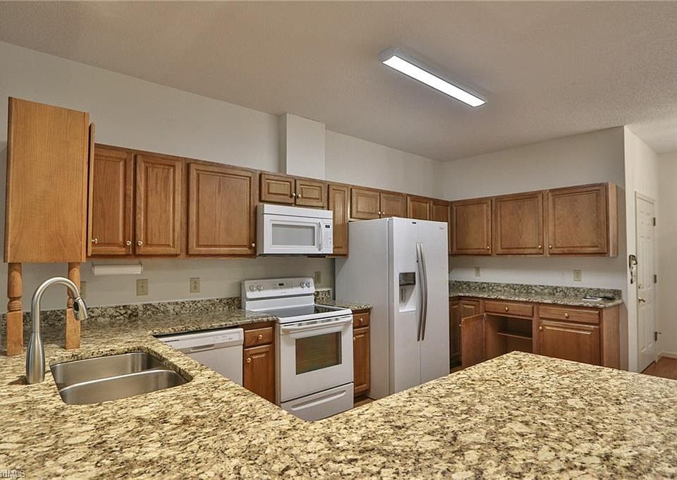 1112 Eaton Place Ct, Yadkinville, NC 27055 MLS 1099937 Zillow