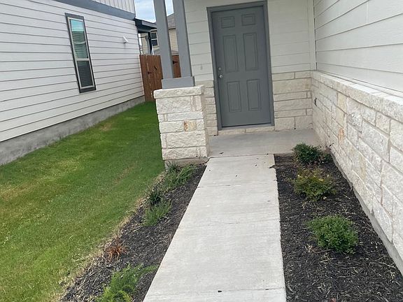 2nd image of 153 Purple Sandpiper Ln