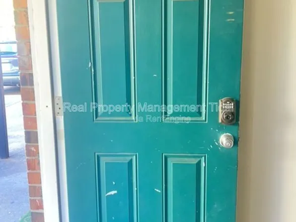 6255 Alexander St, Norfolk, VA