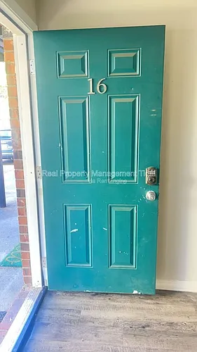 6255 Alexander St Photo 1