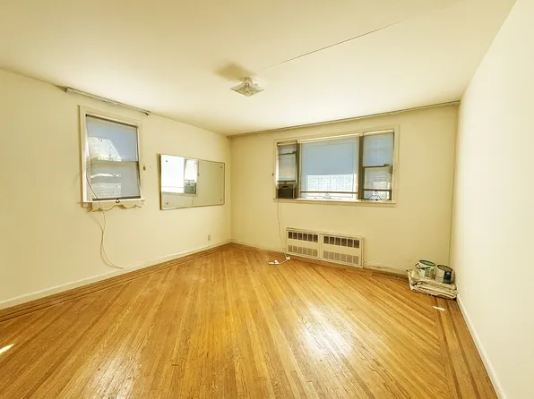 251 Amherst Street image 9 of 22