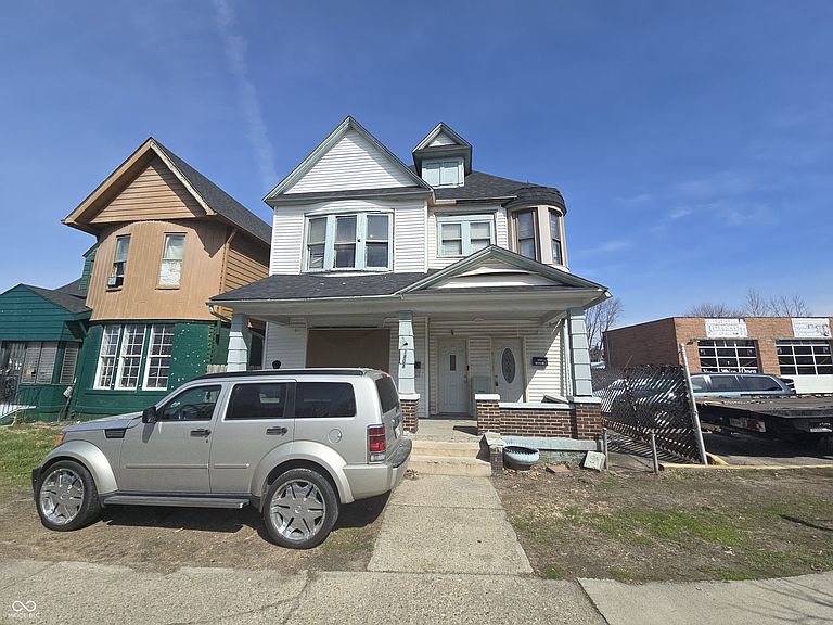 Listing photo 3