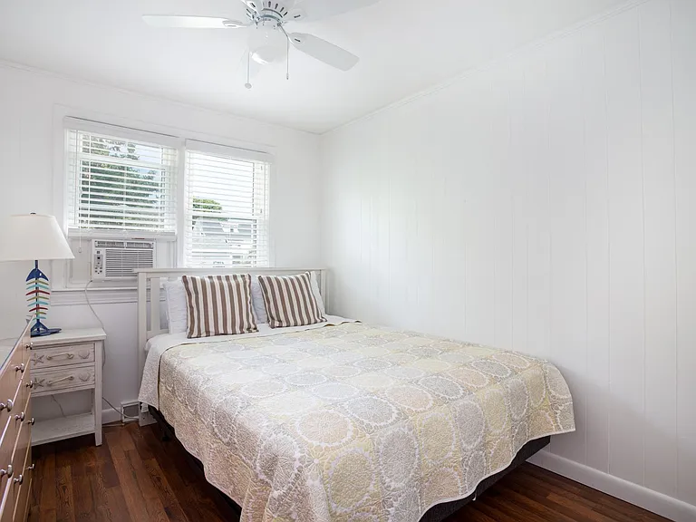 63 Sand Hill Cove Rd — Photo 12