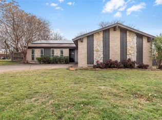 7504 Lola Dr, North Richland Hills, TX 76180