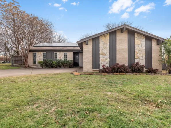 7504 Lola Dr, North Richland Hills, TX 76180