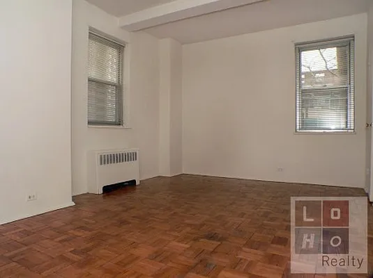 Sold by LoHo Realty | media 3