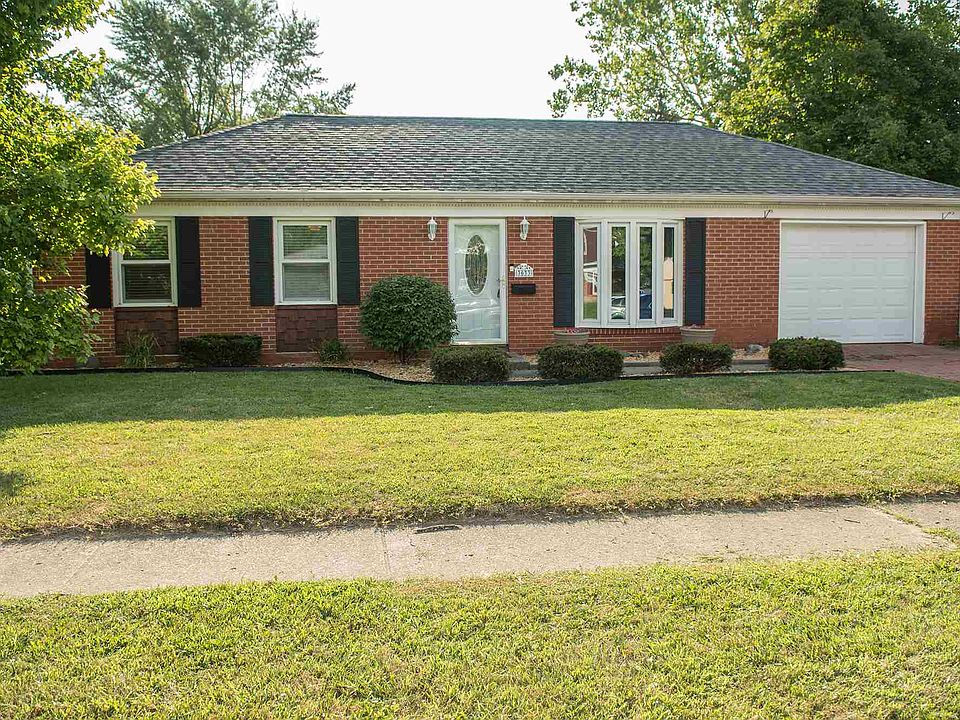 1st image of 3033 Chickasaw Ln