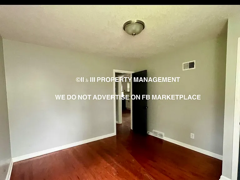 7306 Glenwood Ln — Photo 9