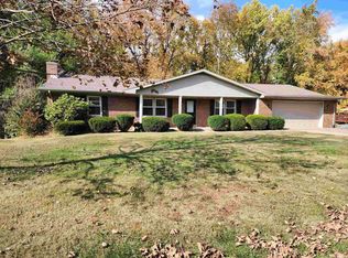 6766 Holly Dr, Newburgh, IN 47630