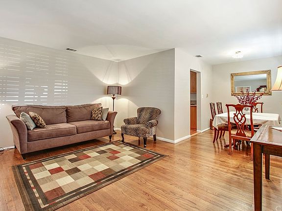 4th image of 5418 Ocana Ave