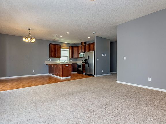 4th image of 5315 NE 53rd Ct