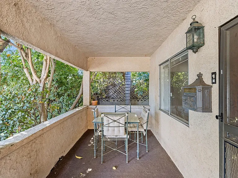 5723 Stansbury Ave #1 — Photo 3