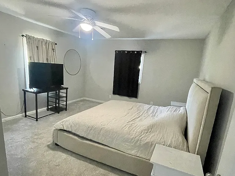 4007 Booth St — Photo 13