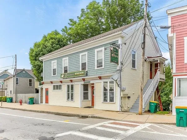 58 Pickering Rd #C, Rochester, NH 03839