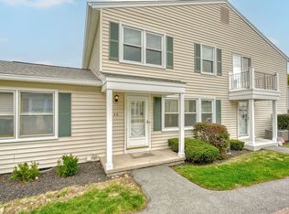 26 Arrowhead Way S, Fairport, NY 14450