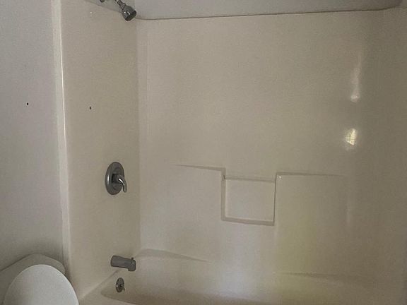 4th image of 741 Lucy Cir