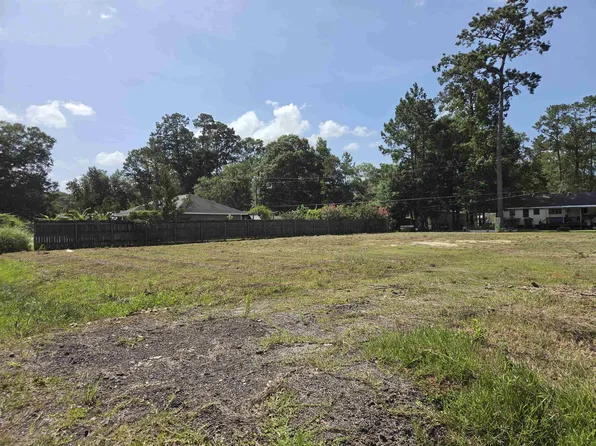 8895 Cornell St, Lumberton, TX 77657