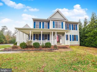 18751 Vernon Ct, Drayden, MD 20630