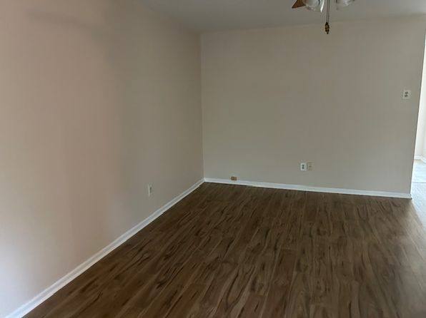 573 Thrush Ct, Morrisville, PA
