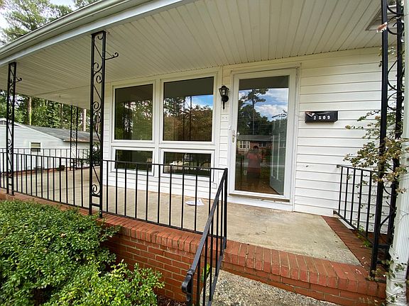 2nd image of 2509 Westmoreland Dr #3