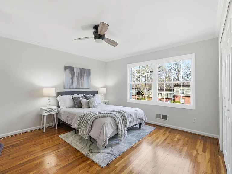 8230 Carrleigh Pkwy #84 — Photo 3