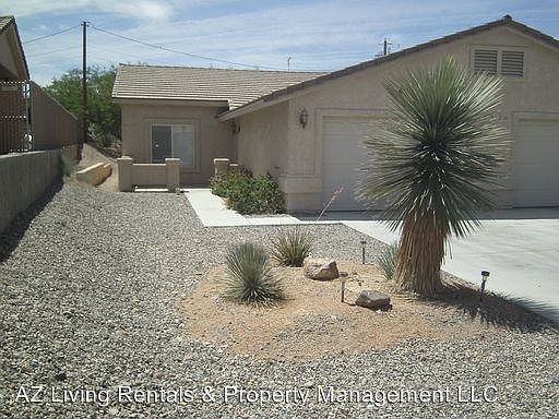 1st image of 3320 Arapaho Dr