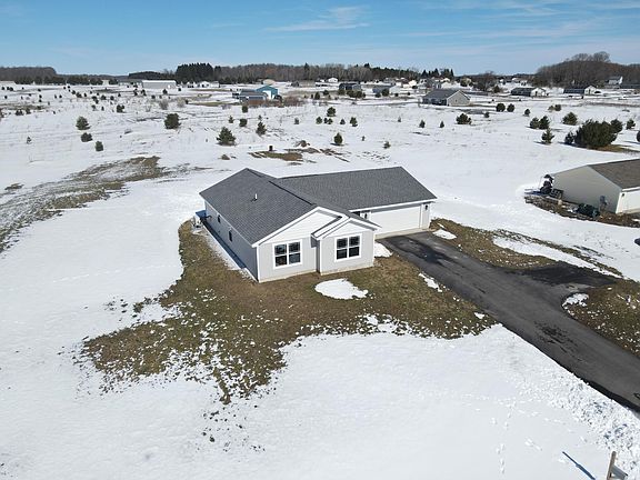 5th image of 2310 Remington Dr