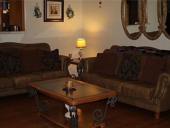 3rd image of 2213 Sylvan Dr