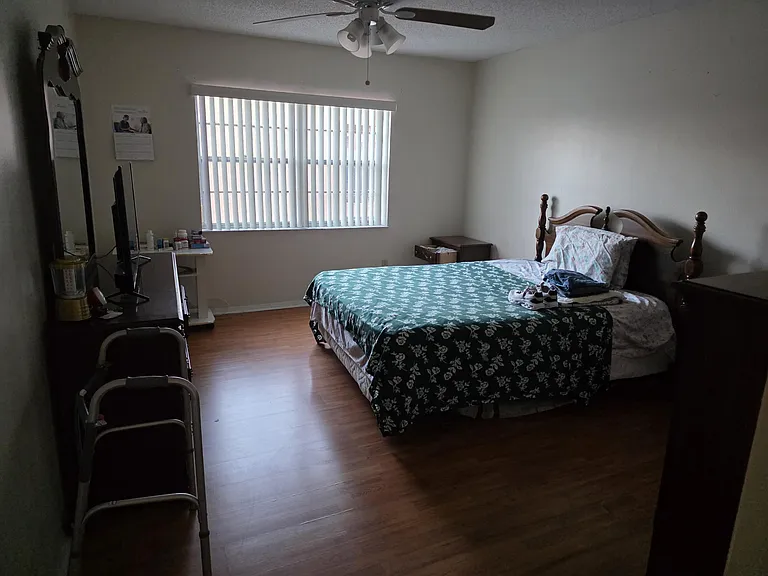 3048 Sunrise Lakes Dr #412 — Photo 5