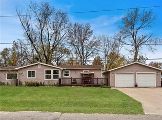 421 James St, Carbondale, KS 66414